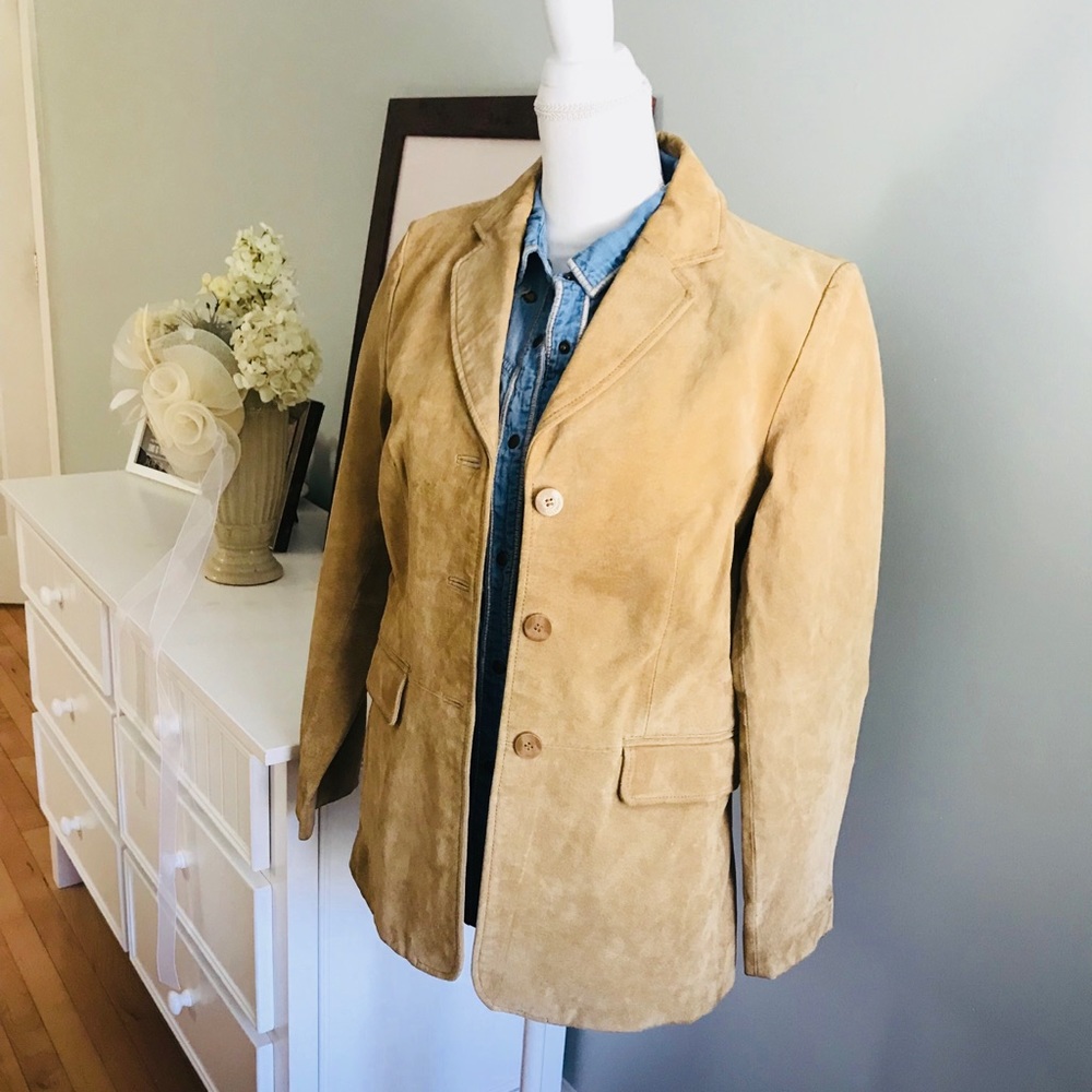 Colebrook Women’s Suede Jacket
